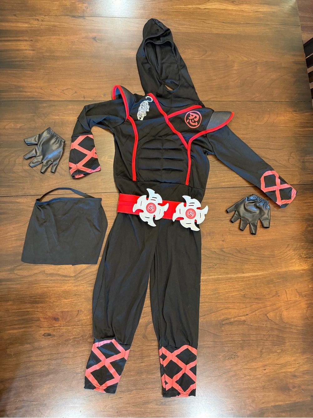Kids Ninja Costume with Hood, Belt, Gloves, & Detachable Foam Ninja Stars